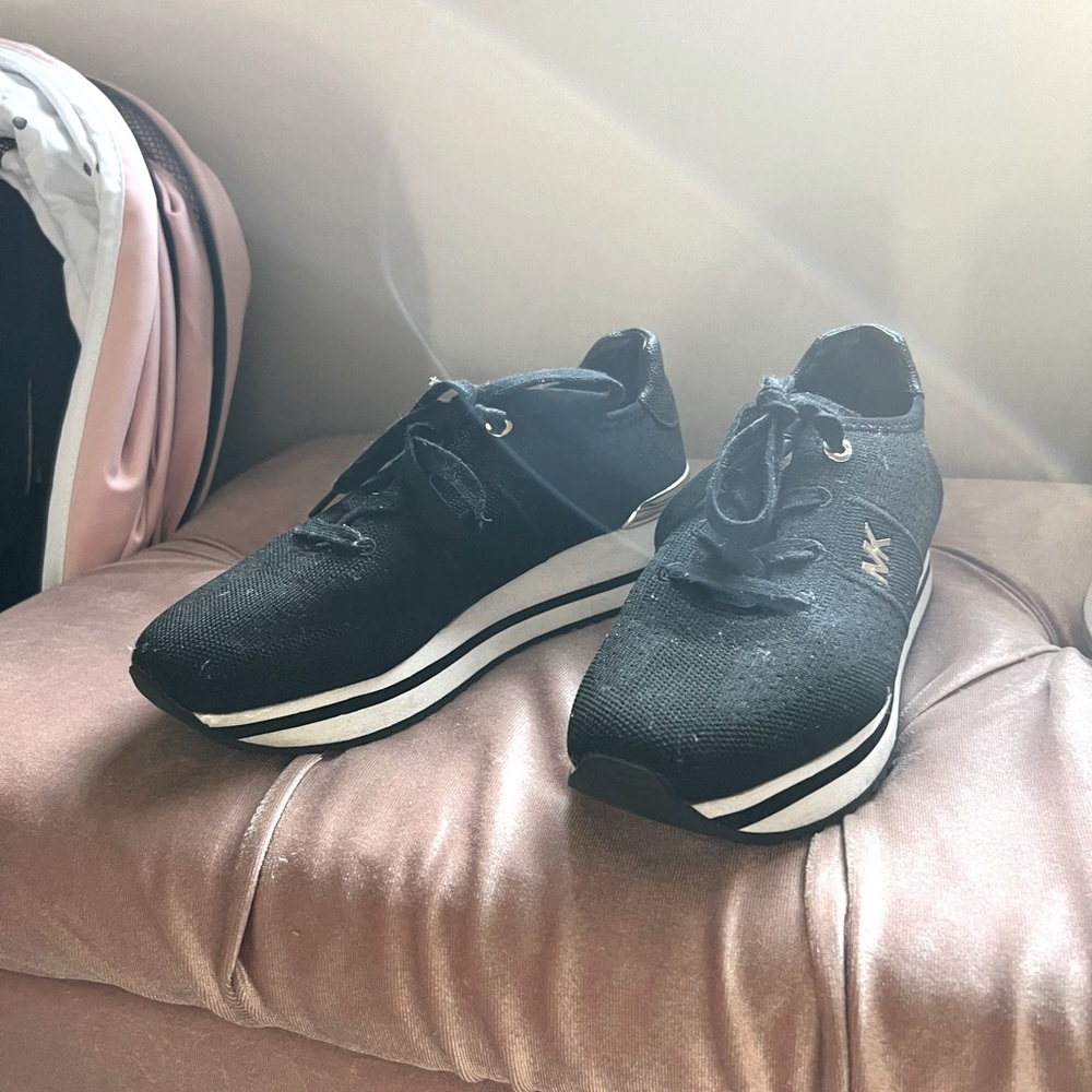 Micheal Kors sneakers